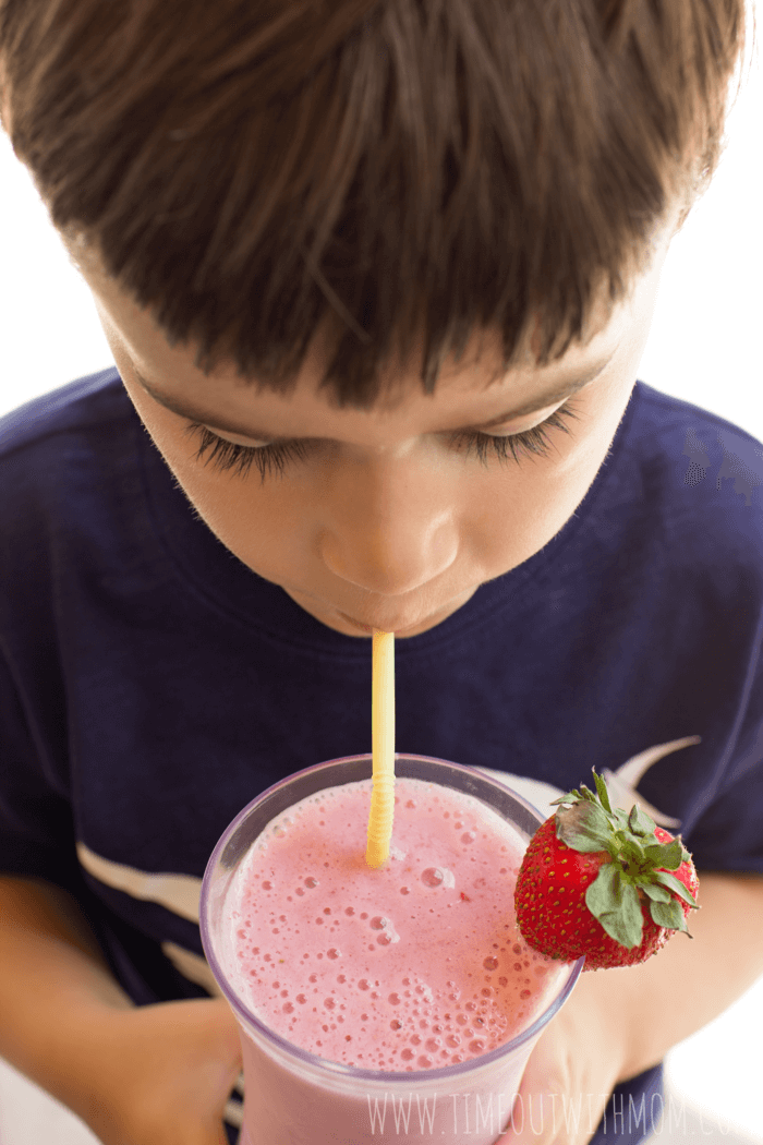 Strawberry-Banana-Shake-for-Picky-Eaters-05