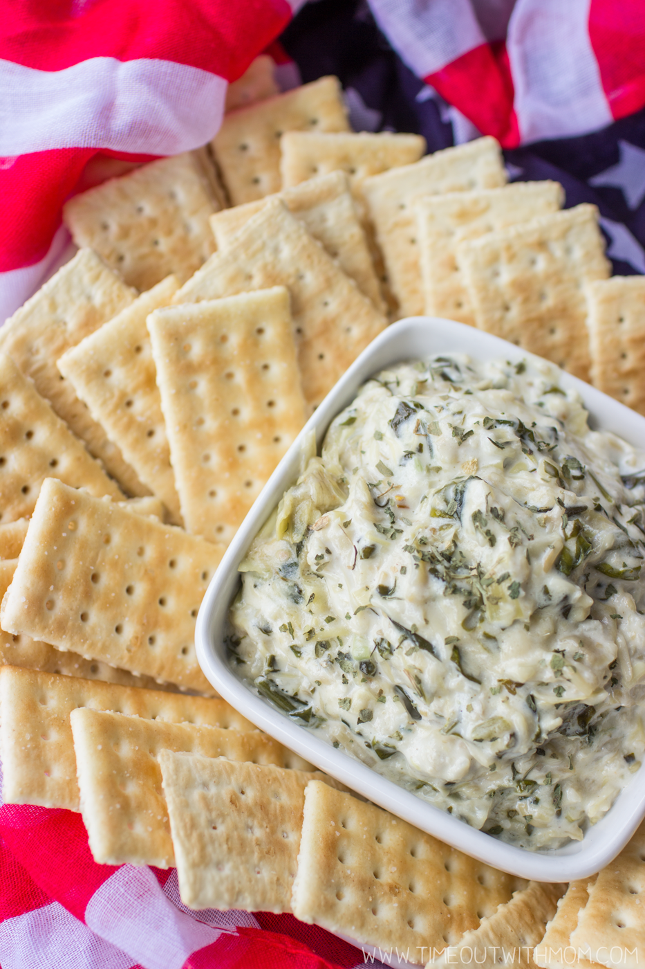 30-Minute Spinach and Artichoke Dip